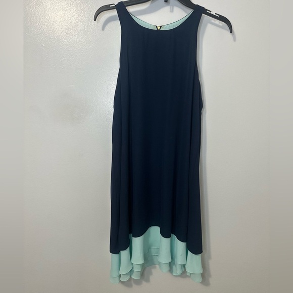 Elegant Navy and Mint Sleeveless Dress - Picture 2 of 5